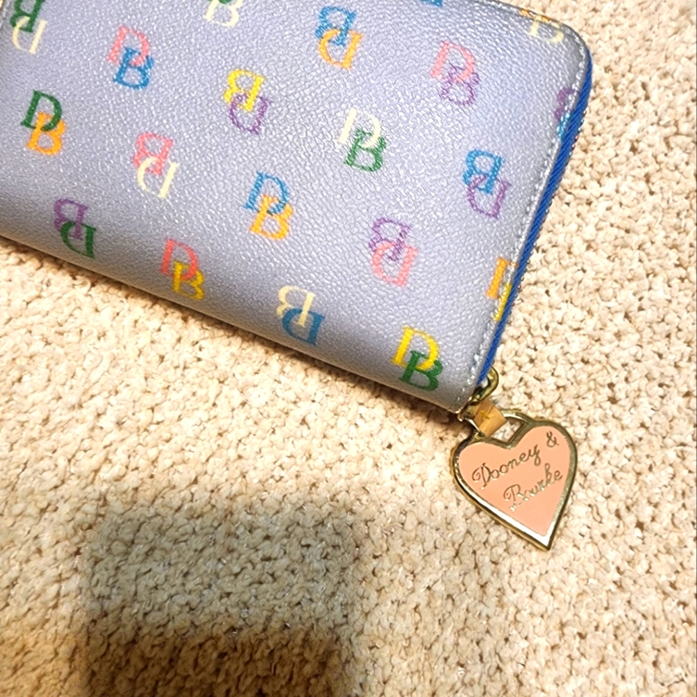 Dooney & Bourke Wallet - Picture 7 of 7